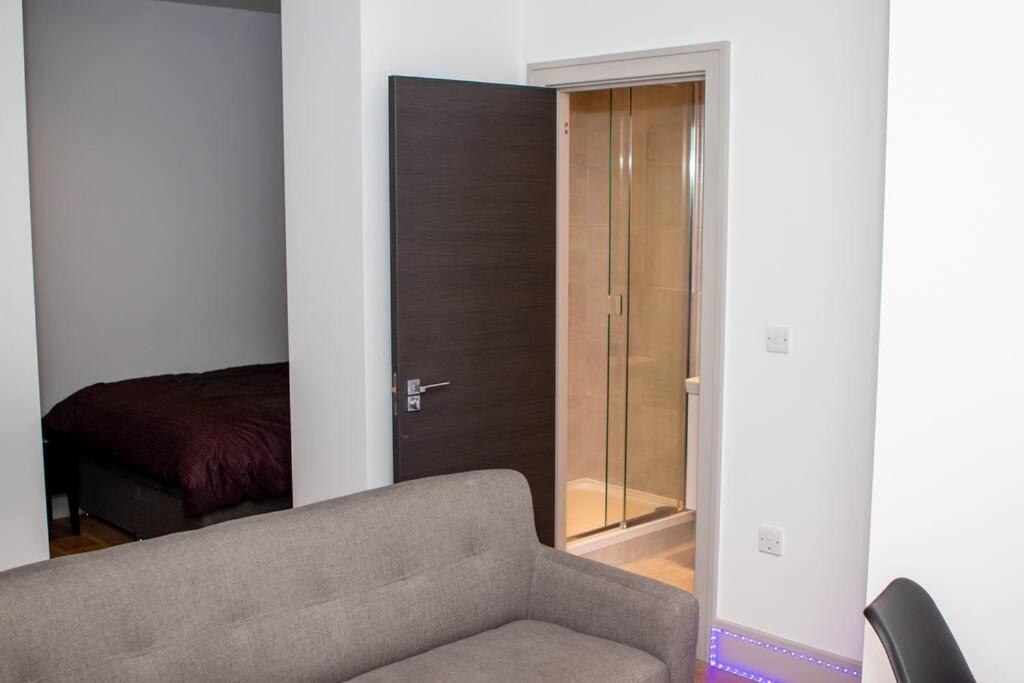 Stunning 1-Bedroom Flat In London! Εξωτερικό φωτογραφία